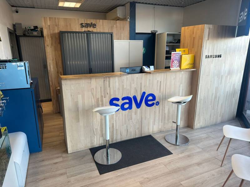 Réparateurs de  de smartphones à Brignoles Ccial Leclerc Quartier St Jean