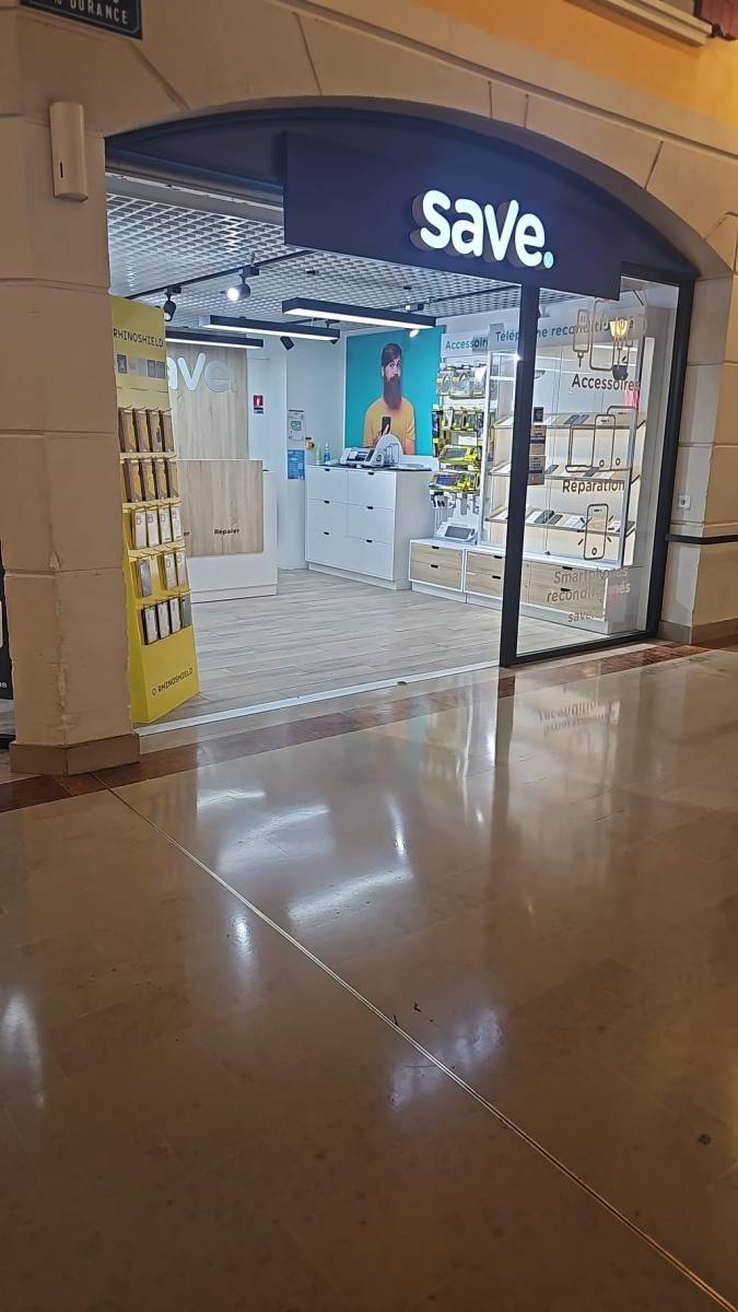 Boutique pour réparation de smartphone à Avignon Sud Ccial Mistral 7